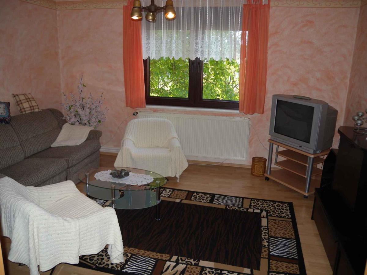 Apartment In Bergen Auf Ruegen 2835 แบร์เกิน เอาฟ์ รือเจิน ภายนอก รูปภาพ